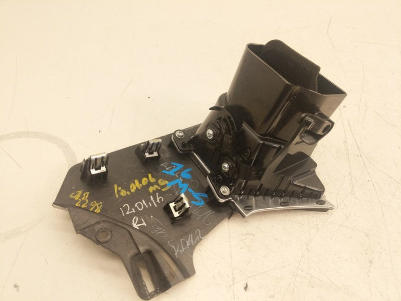 ⭕ 12-20 Model S Driver Side Dash Air Vent Outlet Duct Center Left 6007