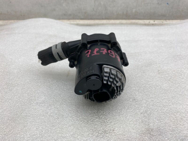 2012-2020 Tesla Model S MS Auxiliary Water Coolant Pump Assembly 1067473-00-F