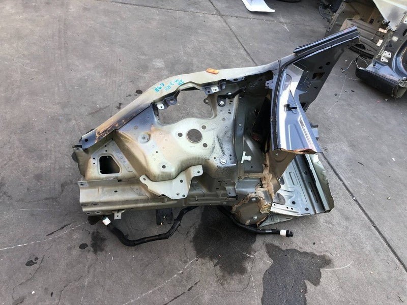 ⭕ 2017-2023 Tesla Model 3 Front Passenger Side Quarter Panel Cut Out Frame Right