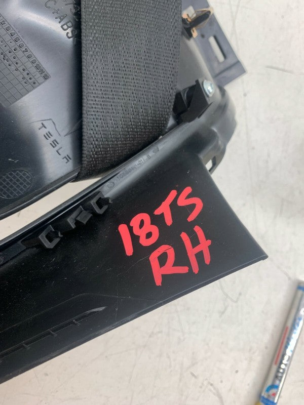 ⭕ 16-20 Model S Rear Left Seatbelt Retractor w/ Mid C-Pillar Cover 102