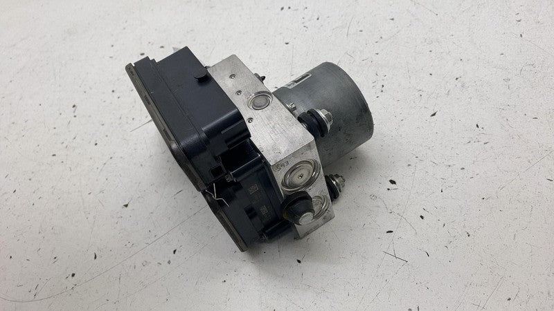 6701066150 ⭕ 2017-2022 Maserati Levante Anti Lock Brake Pump Module Assembly OEM 6701066150