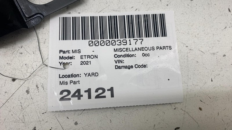 4KE821942 ⭕ 19-23 e-Tron Front Right Under Hood Engine Bay Cowl Panel Trim Cover 4KE821170