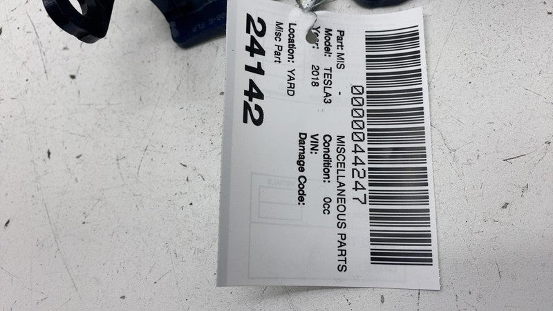 ⭕ 2017-2023 Tesla Model 3 M3 Front Passenger Side Door Hinge Upper & L