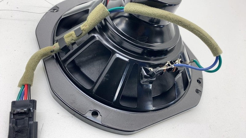 ⭕2020-2024 Tesla Model Y Infotainment Subwoofer Audio Sound Speaker 10