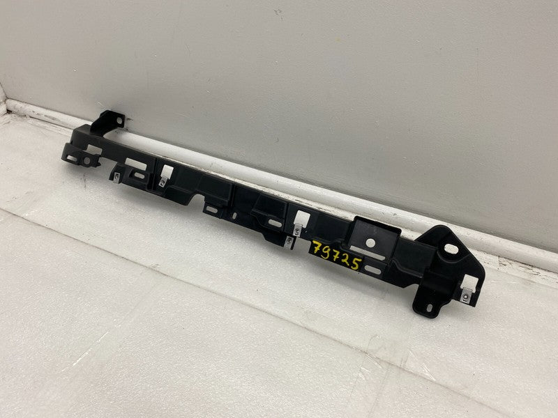 1073312 00 B ⭕ 16-20 Tesla Model X Rear Passenger Side Tailgate Mount Support Bracket Right