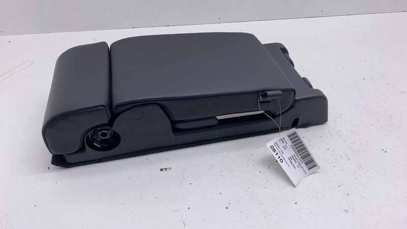 ⭕ 2025 Rivian R1S Rear 2nd Row Seat Center Cushion Arm Rest Cupholder Assembly