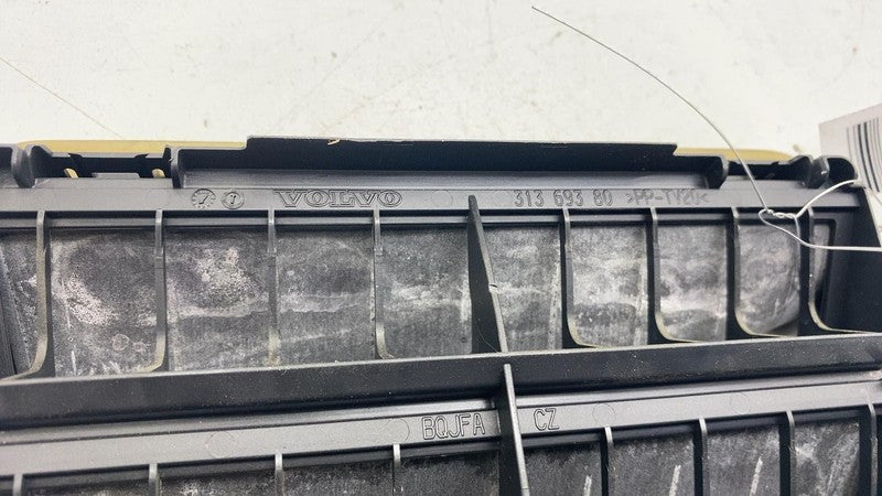 31369380 ⭕ 21-24 Polestar 2 Rear Left or Right Quarter Air Drafter Pressure Vent 31369380