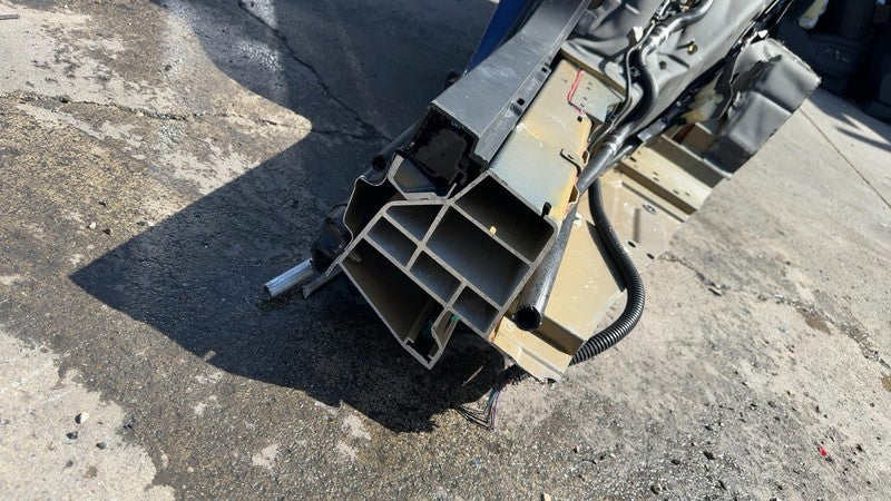 ⭕ 16-20 Tesla Model X Rear Quarter Fender Frame Panel Cut Out Right Blue - PPSB