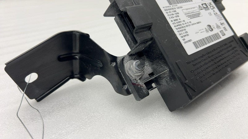 ⭕ 21-23 Jeep Wrangler 4XE Hub Receiver Transmit w/ Bracket Assembly 56