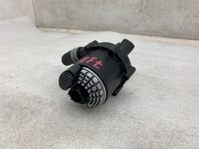 2012-2020 Tesla Model S MS Auxiliary Water Coolant Pump Assembly 1067473-00-H