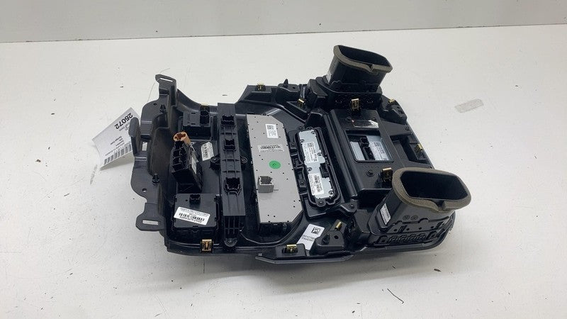 ⭕2025 Chevrolet Silverado 1500 Radio Display Screen Panel w/ Control Switch Unit