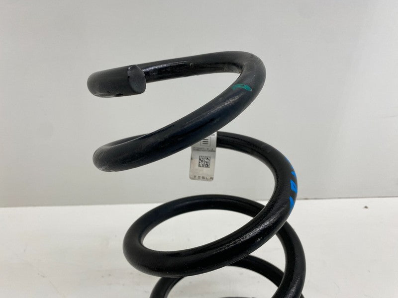 ⭕17-23 Model 3 Rear Passenger Side Shock Absorber Coil Spring Right 10