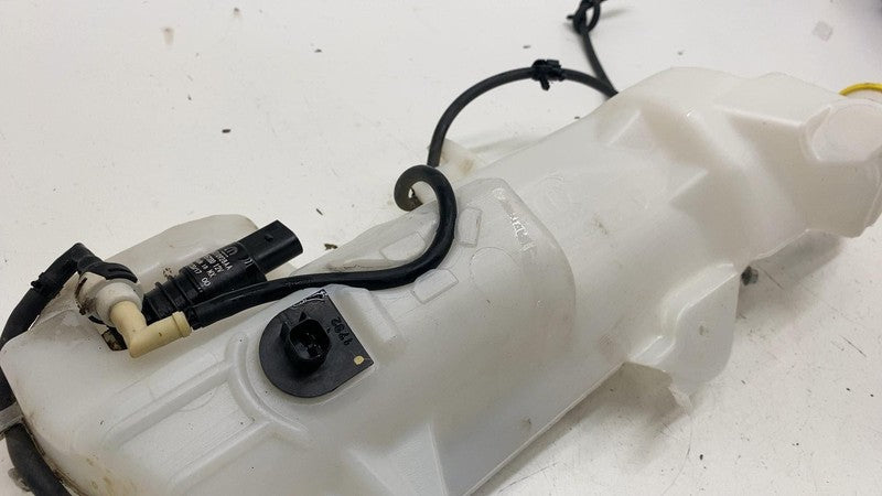 68229314AC ⭕ 17-24 Chrysler Pacifica Windshield Washer Reservoir Bottle w/ Pump 68229314AC
