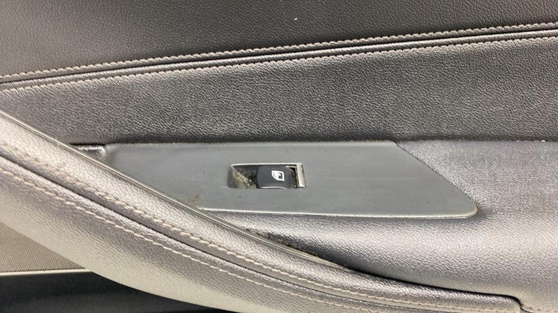 2018-2022 BMW 530e G30 Front Passenger Side Door Trim Panel Right RH Assembly