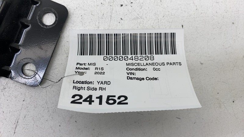 PT00003703H 2022 2023 2024 Rivian R1S Rear Passenger Side Liftgate Latch Lock Actuator Right