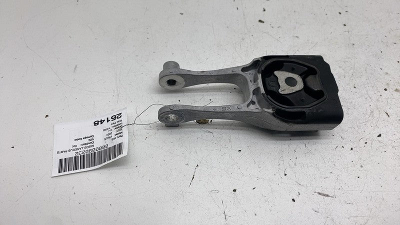 ⭕ 2023 2024 2025 Toyota Prius Engine Motor Mount Torque Rod Mount Brac