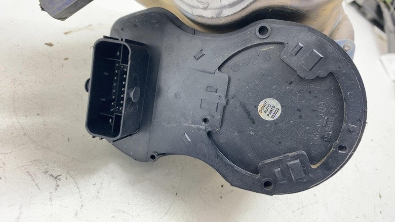 ⭕ 2025 Rivian R1S Power Brake Booster Master Cylinder Assembly Unit PT