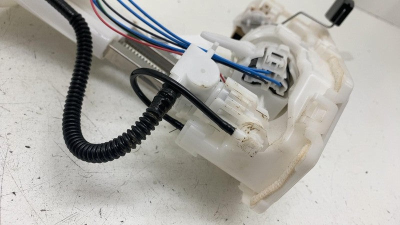 ⭕ 2023 2024 Toyota Prius Fuel Gas Tank Pump Sending Unit Assembly 7702
