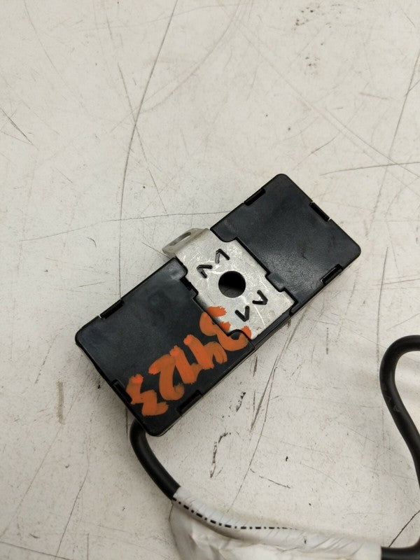 1012002-01-B ⭕ 12-20 Model S X Driver Antenna Noise Filter Module Amplifier Left 1012002-01-B