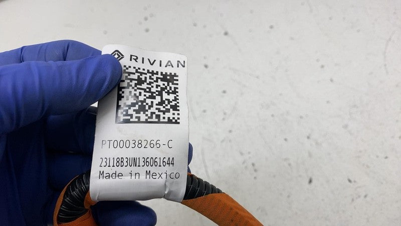 PT00038266C ⭕ 2022-2024 Rivian R1T R1S Lower Center Console Wiring w/ Outlet PT00038266-C