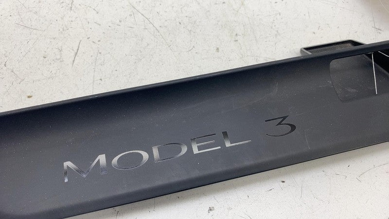 ⭕ 2024-2025 Tesla Model 3 Front Driver Side Sill Plate Assembly Left 1