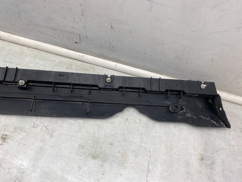 ⭕ 2020-2024 Tesla Model Y Right Skirt Rocker Molding Panel Carrier Bracket OEM