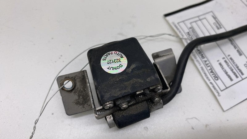 100677300D 2012 2013 2014 2015 Tesla Model S Rear View Backup Camera w/ Cable Wire Assembly