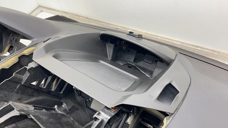 2017 2018 Ford C-Max Instrument Dashboard Panel w/ 4.2" Screen Opening Assembly