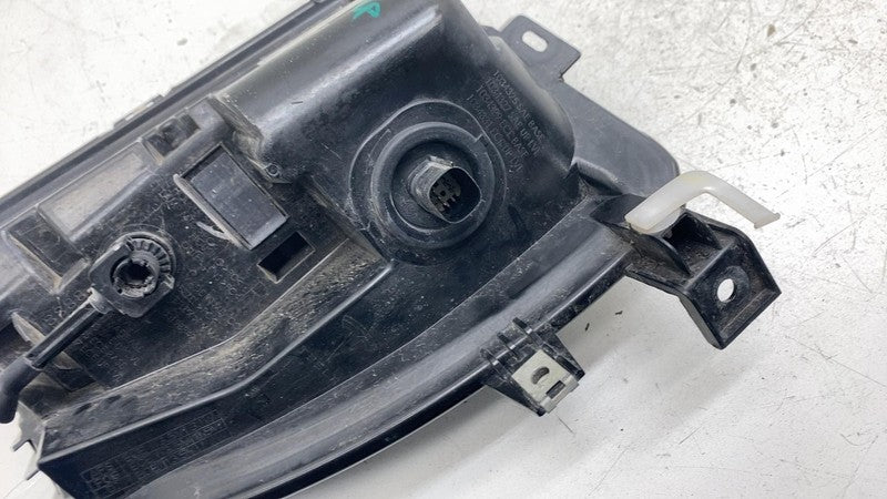 ⭕ 16-20 Model X Front Passenger Side Fog Light Lamp Right (DAMAGE) 103
