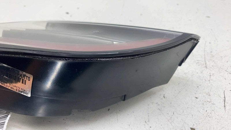 1077402 ⭕ 2017-2023 Model 3 Rear Right Inner Taillight LED Tail Lamp 3-Pin 1077402-00-E