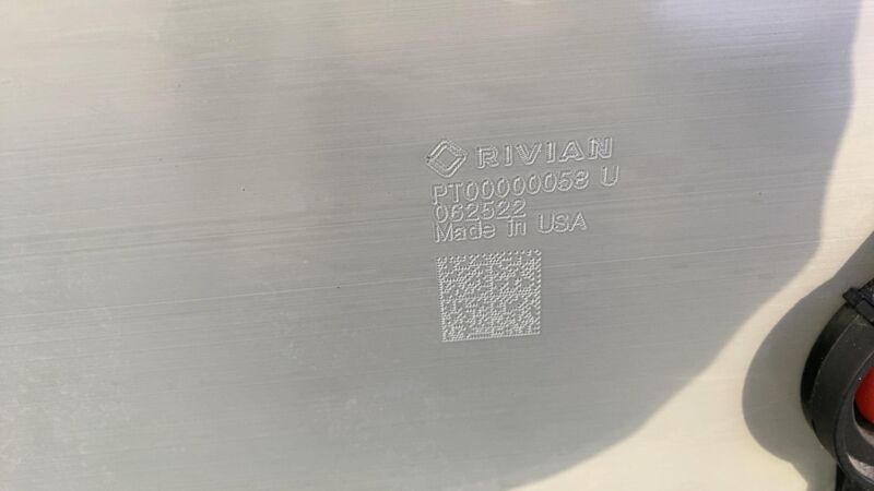 PT00057222 H 2022 2023 2024 Rivian R1S Large Battery Pack 141kWh Lithium HV Module Assembly