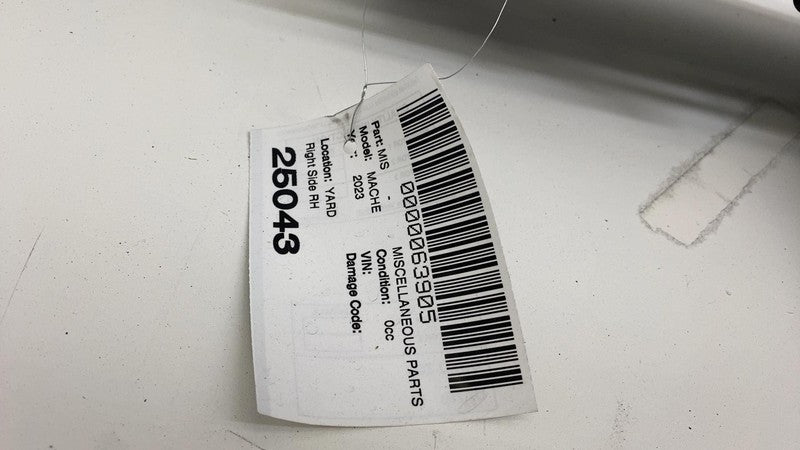 ⭕ 2021-2023 Ford Mustang Mach-E Passenger Side Rocker Skirt Panel Molding Right