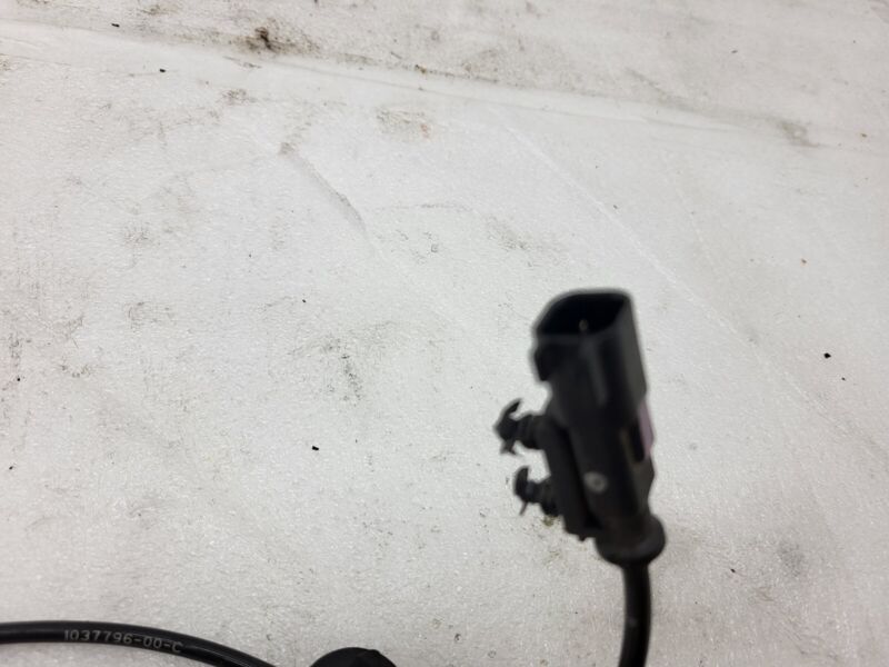 103779600C 12-20 Model S Rear Left or Right Intelligent ABS Wheel Speed Sensor 1037796-00-C