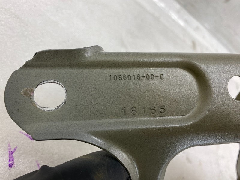 108601600C ⭕ 2017-2023 Tesla Model 3 M3 Front Right Fender Support Bracket RH 1086016-00-C