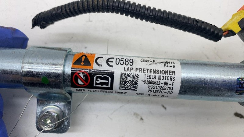 ⭕16-20 Tesla Model X Front Right Seat Belt 1st Row Lap Pretensioner 10