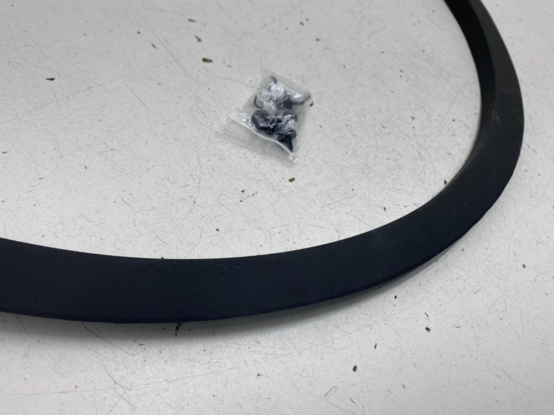 1494186 00 B ⭕ 20-24 Tesla Model Y Front Right Fender Garnish Wheel Arch Molding 1494186-00-B