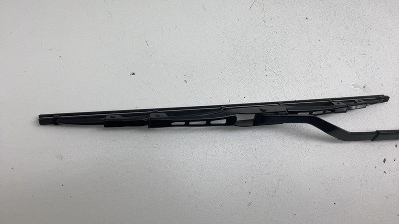 2022 2023 2024 Kia EV6 Passenger Side Windshield Wiper Arm & Blade Rig