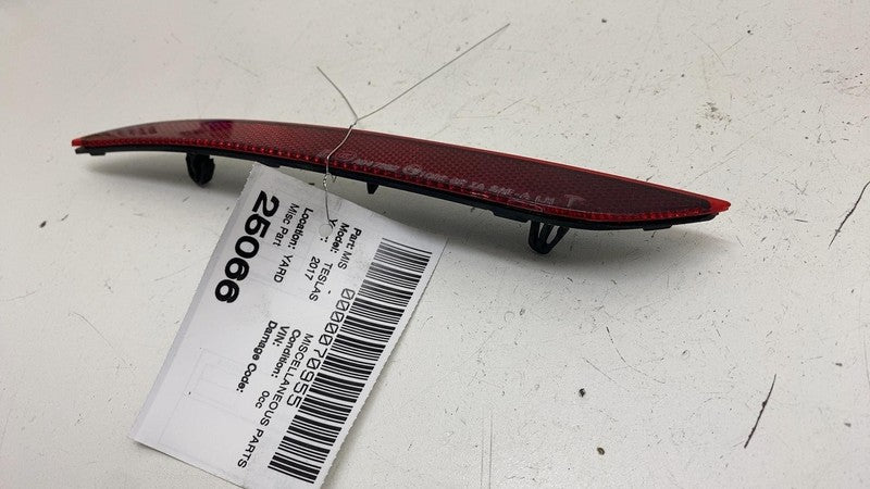 ⭕ 12-20 Model S Rear Driver Side Bumper Lamp Reflector Light Left 6007