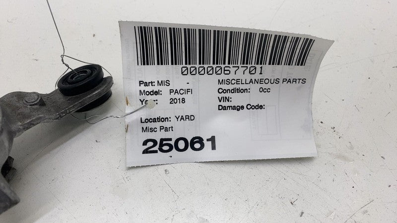 68229327AC ⭕ 17-25 Chrysler Pacifica Front Windshield Wiper Linkage & Motor OEM 68229327AC