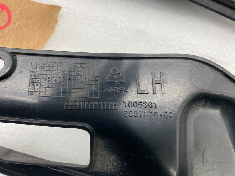 6007576 00 C ⭕ 12-23 Model S Rear Left & Right Tailgate Trunk Pinch Sensor Trim 6007576-00-C