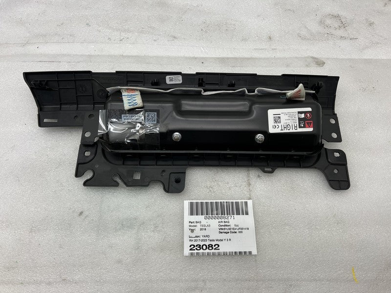 ⭕ 17-23 Tesla Model Y 3 Right Knee Airbag Passenger Safety Module 1077