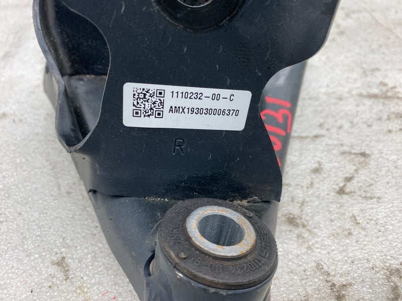 1111520-00-B ⭕ 2017-2022 Tesla Model 3 Y Front Right Side Drive Unit Motor Mount 1110232-00-C