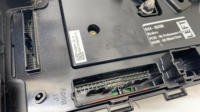 ⭕ 17-20 Model 3 Left Low Voltage Controller Body Control Module LH 107