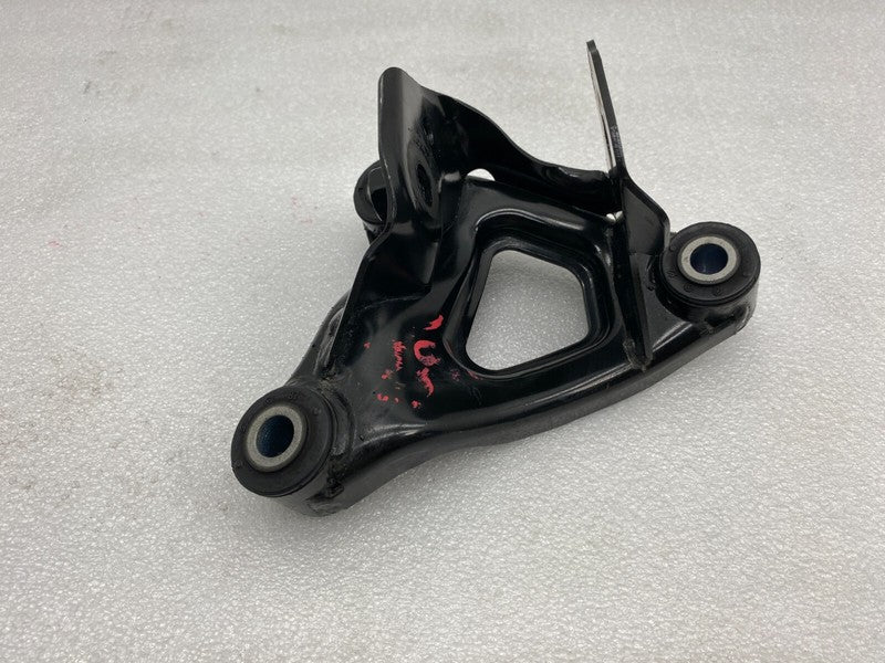 111023300C ⭕ 2017-2023 Tesla Model 3 M3 Front Left Side Drive Unit Motor Mount 1110233-00-C