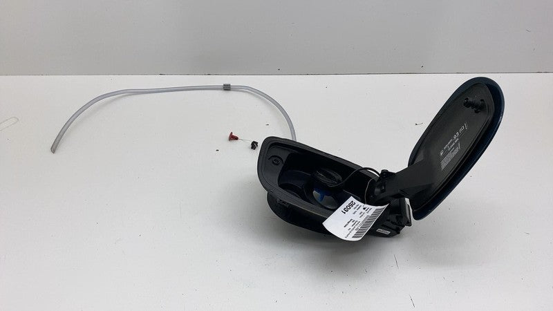 ⭕ 2024 Porsche Cayenne Rear Fuel Tank Door Lid Filler Pocket & Gas Cap