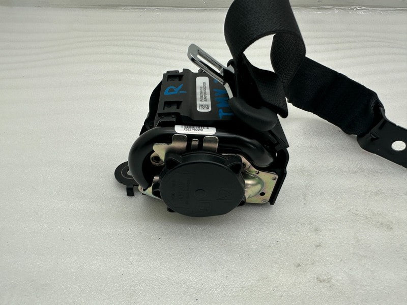 1493784 01 C ⭕ 20-23 Tesla Model Y 2nd Row Left or Right Seat Belt & Retractor 1493784-01-C