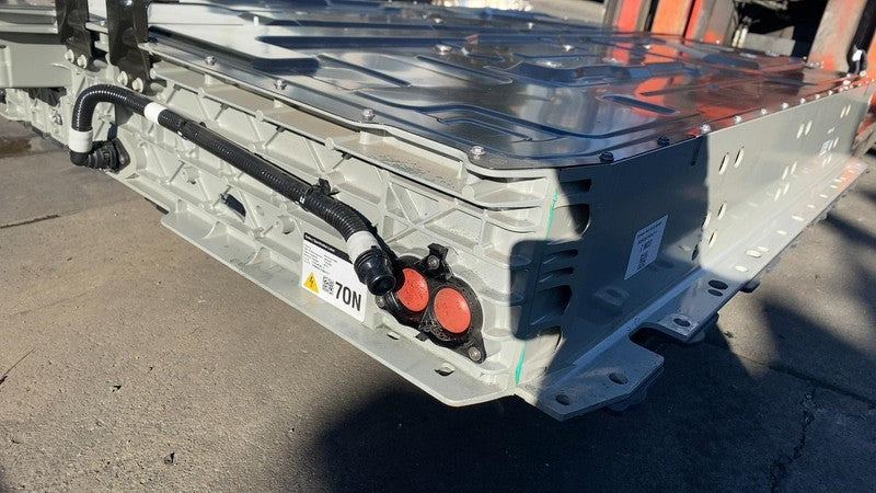 PT01244230 A ⭕ 2025 Rivian R1S HV Battery Module Large Pack Assy 407V 116 kWh PT01244230-A