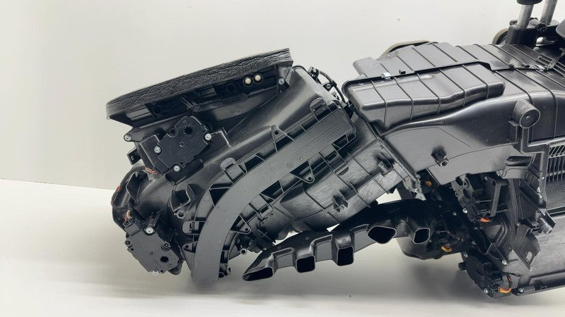 ⭕ 2019-2024 Porsche Cayenne Heater Blower Motor Housing Box Assembly 4