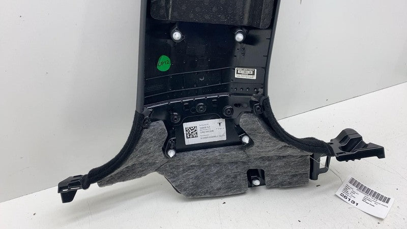 ⭕ 25-26 Tesla Model Y Front Left Side B-Pillar Lower Interior Trim 194