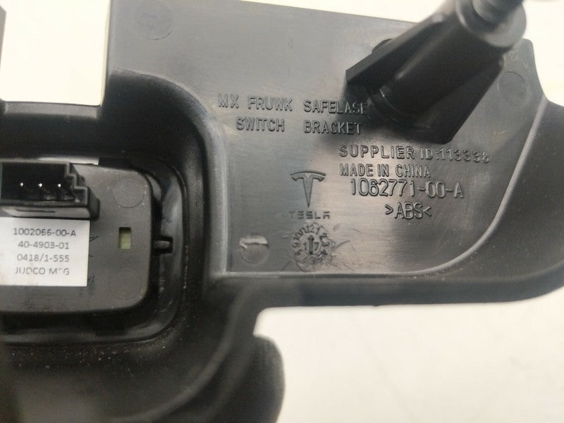 100206600A ⭕ 12-20 Model X S Front Opening Switch Release Button and Bracket 1002066-00-A